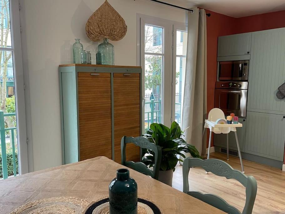 Appartement Familial 8 Personnes Proche De Disney Et Paris Шеси Экстерьер фото
